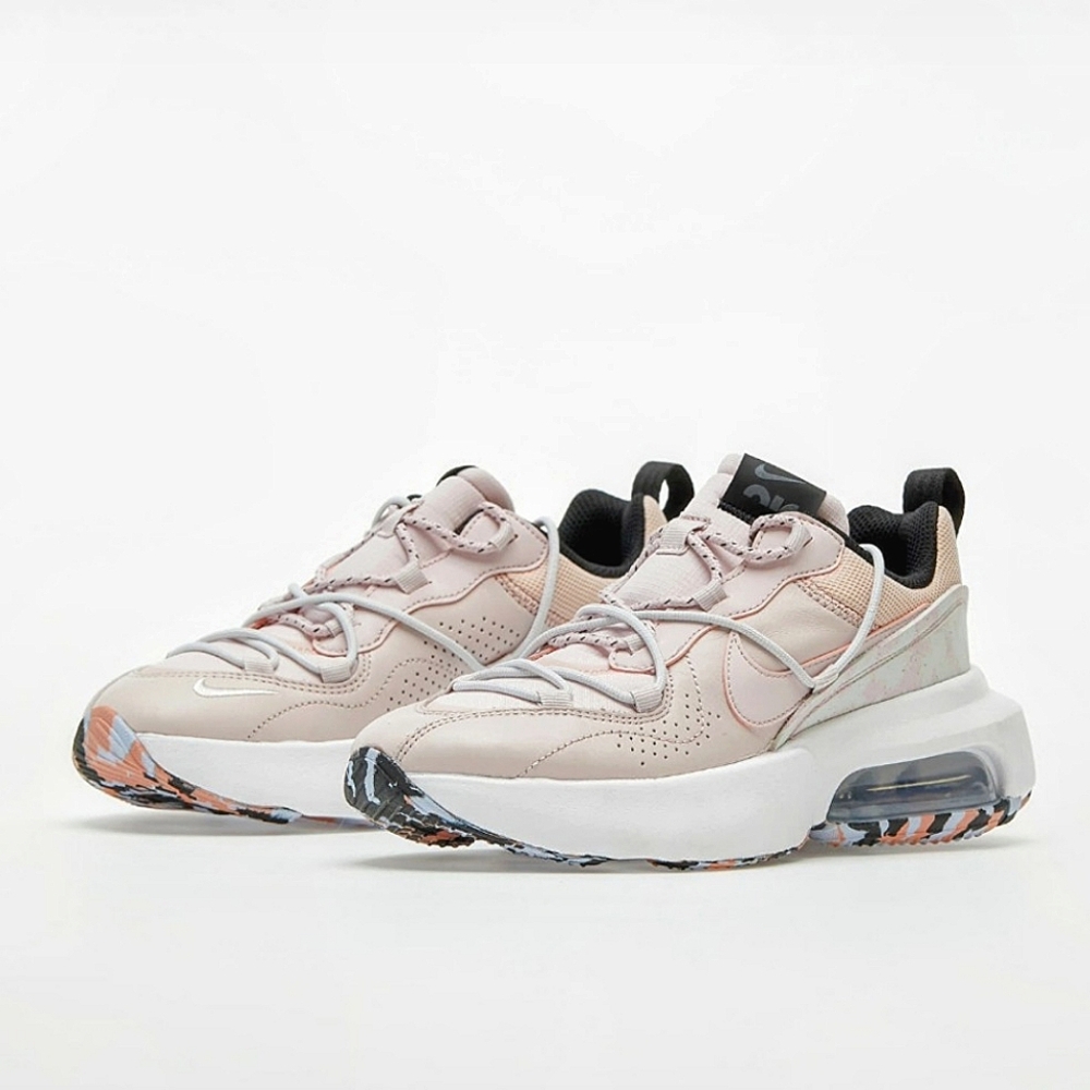 Nike Women's Air Max - Picture 2 of 16